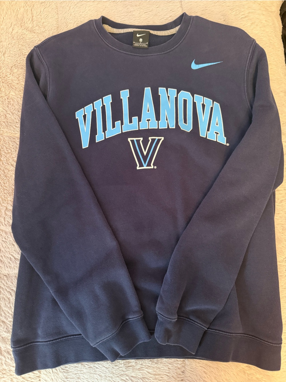 Nike Villanova Medium Sweatshirt